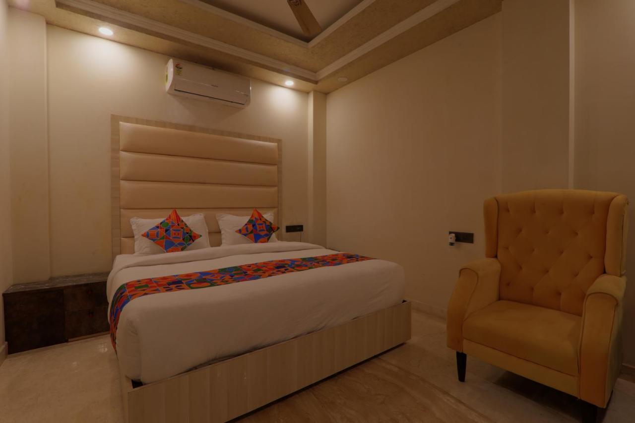 Shri Tirupati Residency Hotel ลัคเนา ภายนอก รูปภาพ