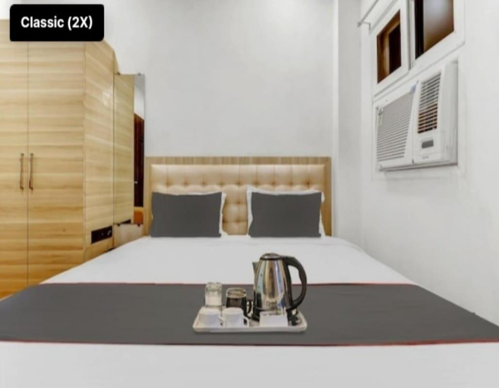 Shri Tirupati Residency Hotel ลัคเนา ภายนอก รูปภาพ